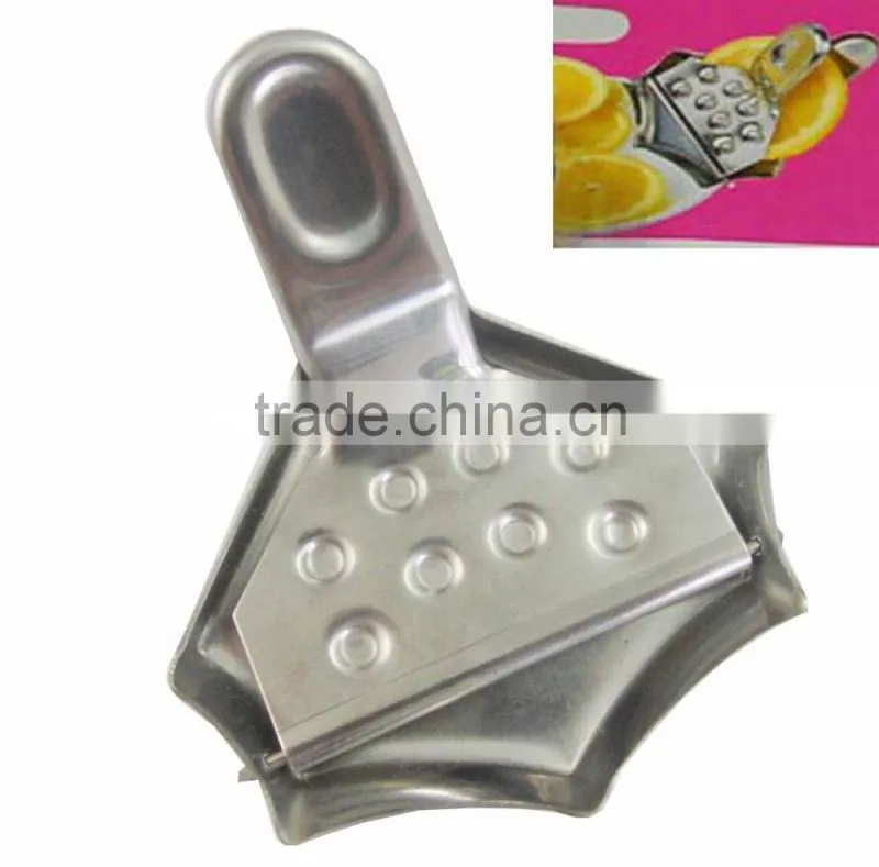 Good Use Plastic Lemon Squeezer