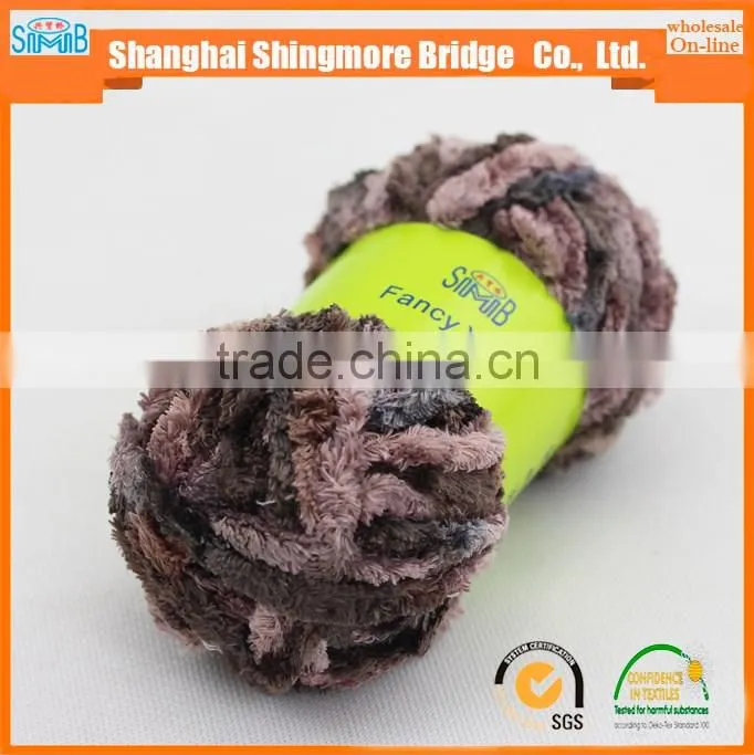 China fancy yarn supplier wholesale chenille yarn for knitting scarf with cheap price