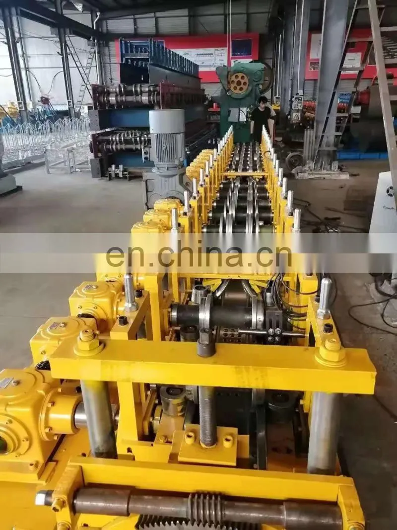Wholesale High Quality Light Frame Steel Plank Galvanized Iron Roll Forming Machine