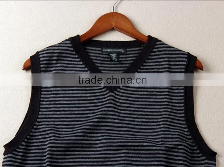 Men's V-neck stripe knitting vest autumn wear