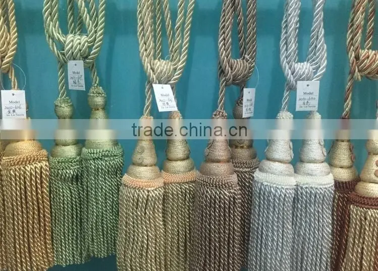 china supplier handmade flower curtain tassel manufacturer