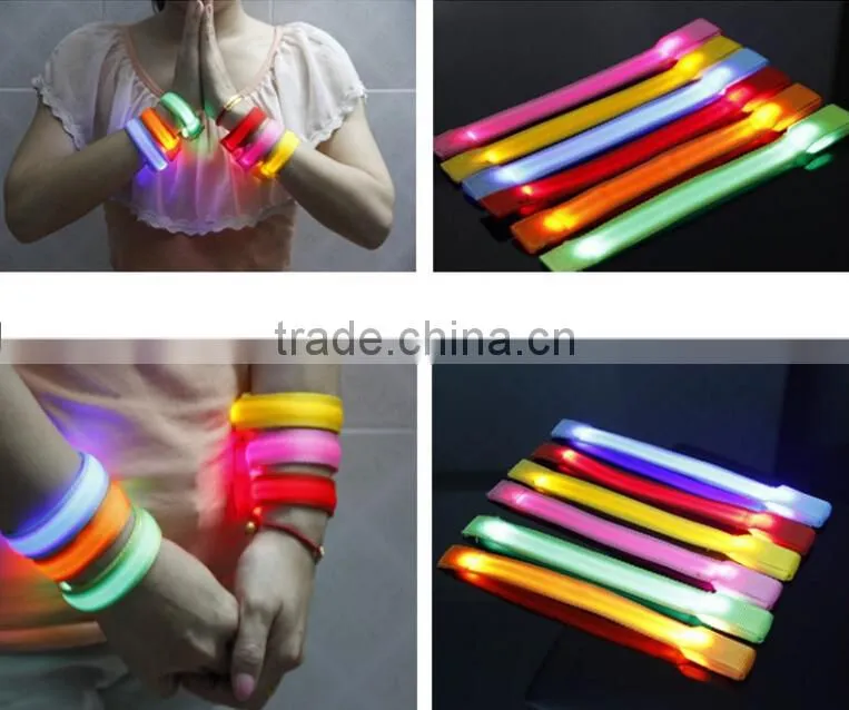 Yiwu Wholesale Low Price Profitional Gift Colorful Fashion Customized Nylon LED Flash Wristband