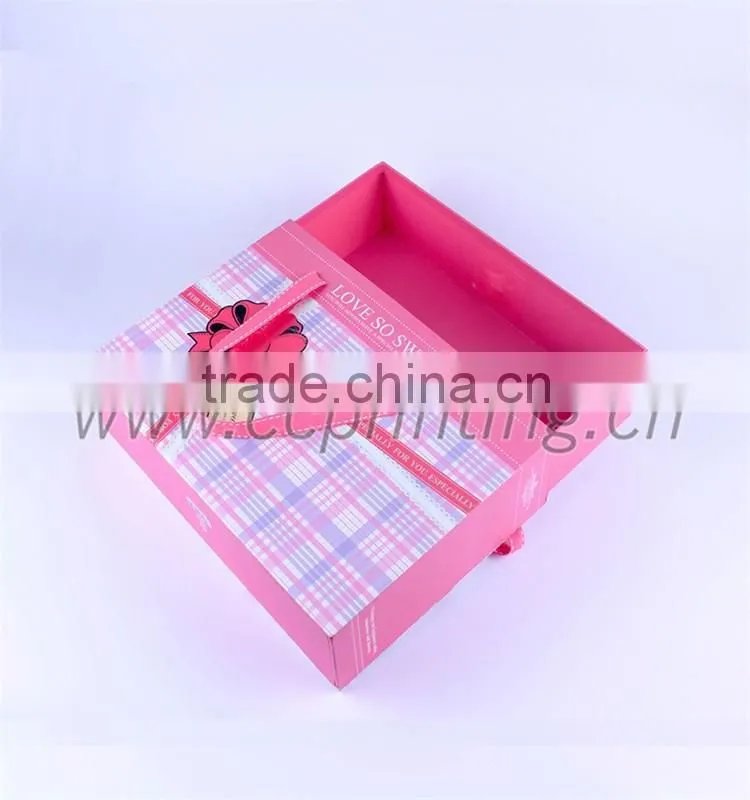 Handmade printed paper cardboard suitcase box with handle