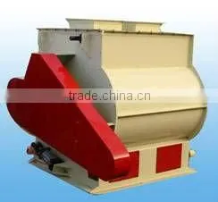 Single shaft double-propeller feed mixer