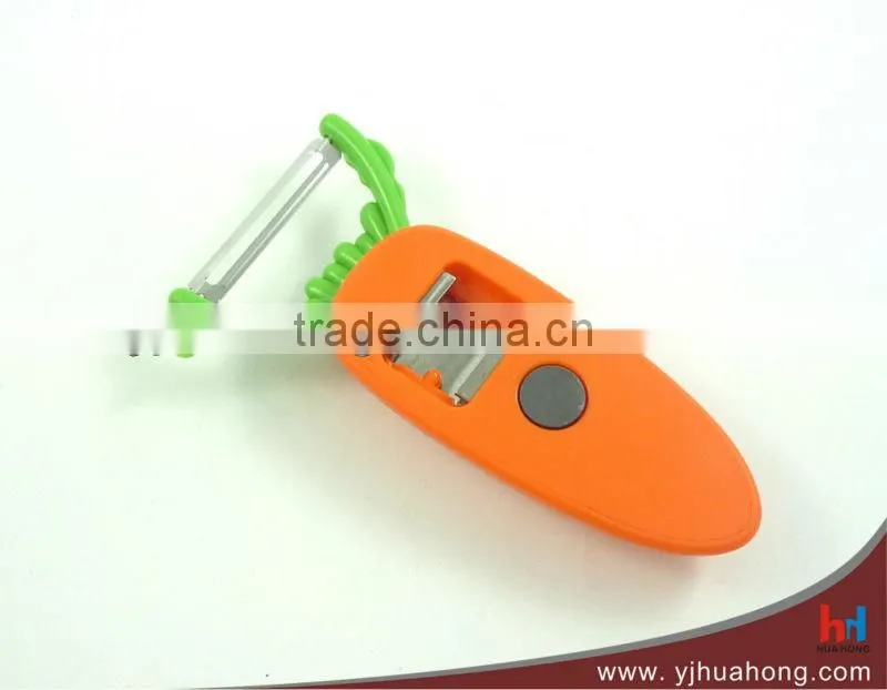 carrots shaped peeler with bottle opener and magnet