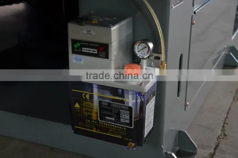 High Speed Tableware Plastic Injection Molding Machine