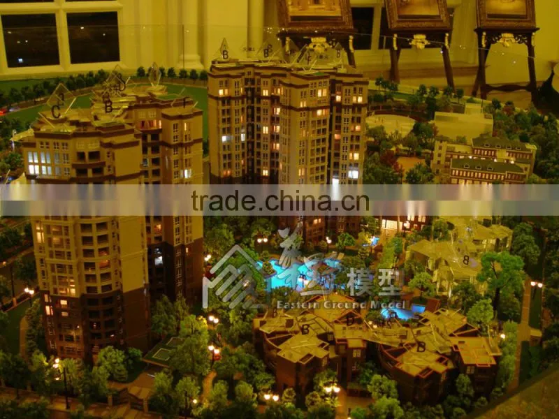 Architectural model/ miniature shipping mall scale model