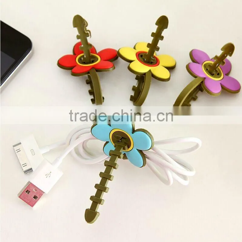 customized shape and logo soft pvc rubber cable tie mould