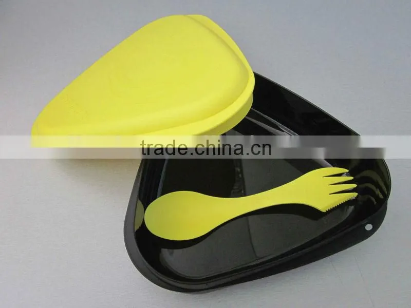 Sandwich box with spoon
