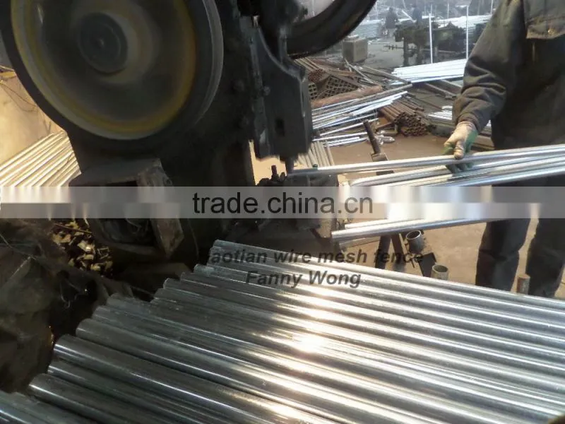 hot dipped galvanized welded wire mesh australia temporary fence panel construction site fence school fence with pipe frame