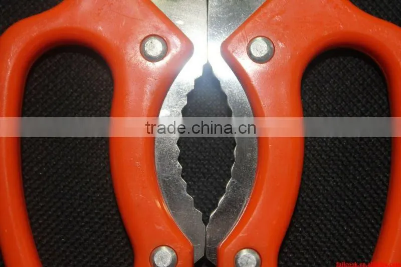Super multifunctional scissor for daily usage