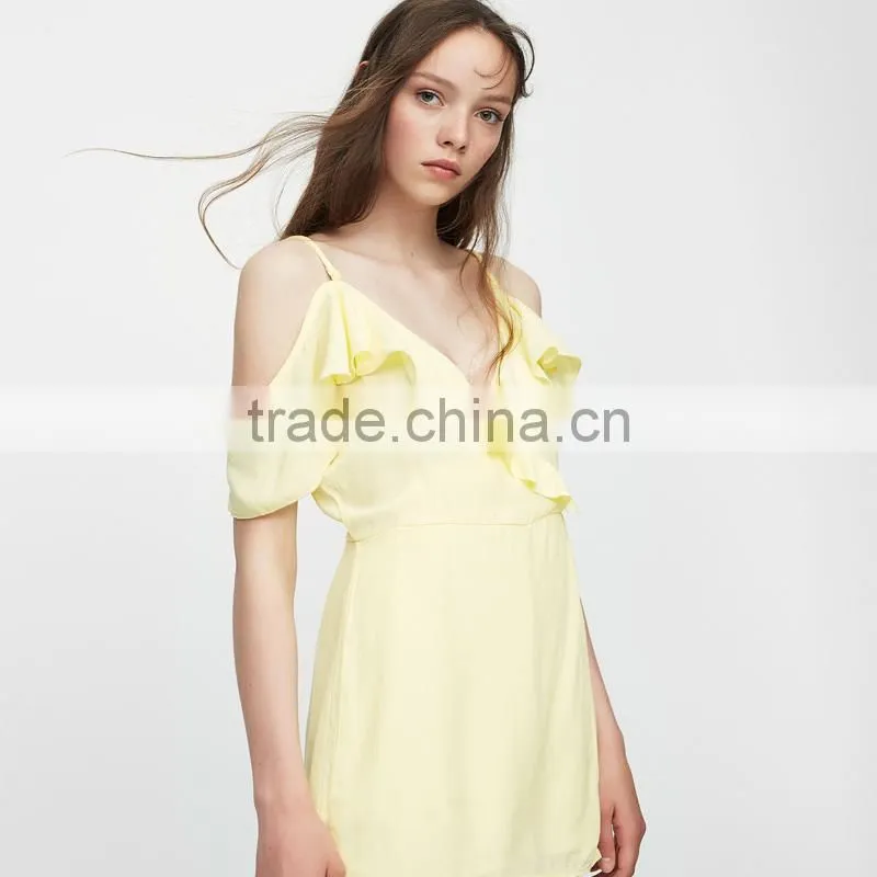 2017 Plain-coloured cut out shoulder sexy V-neck women Ruffled jumpsuit