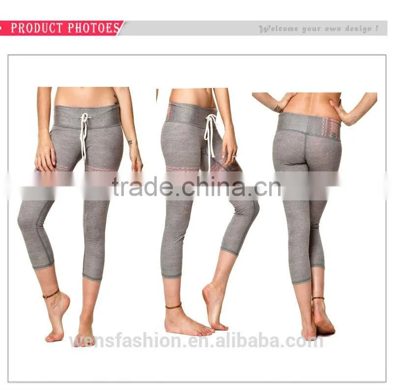 Custom Womens body building Wearing Colorful legging / Yoga Pants