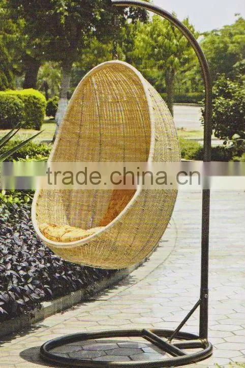 Modern PE rattan outdoor hanging chair in china
