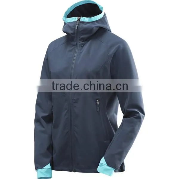 Hooded softshell jacket