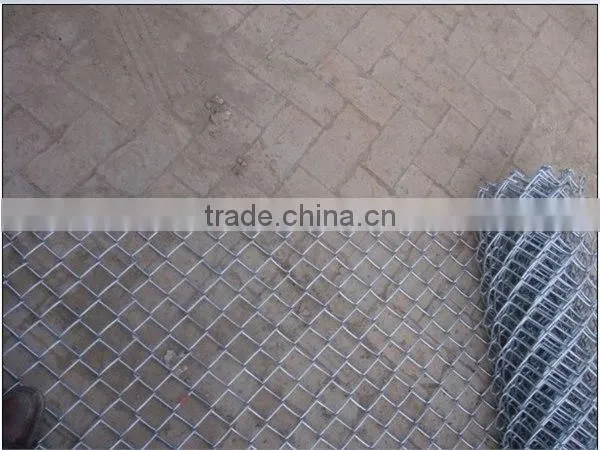 PVC coated or galvanized rhombic wire mesh diamond wire mesh chain link fence rolls