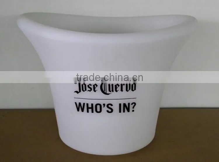 China made plastice rechargeable led wine bucket cooler