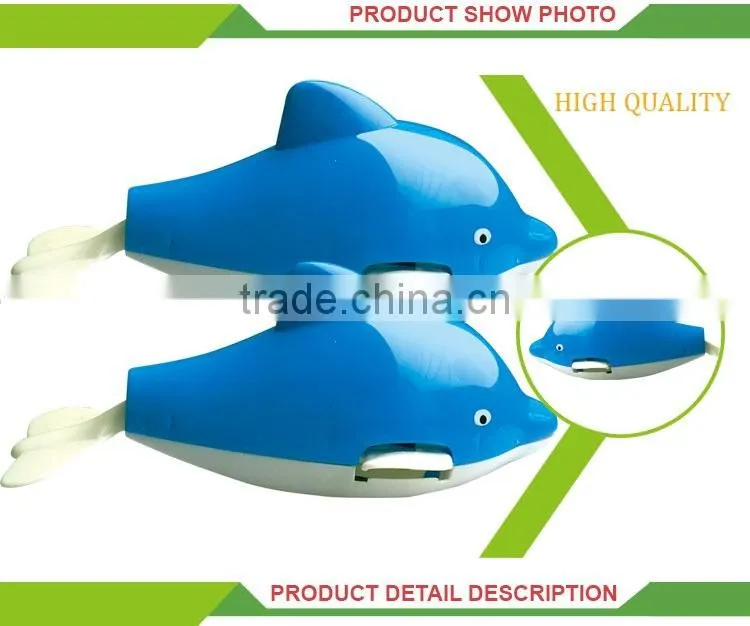Hot selling cheap dolphins plastic sea animals wind up toy fish