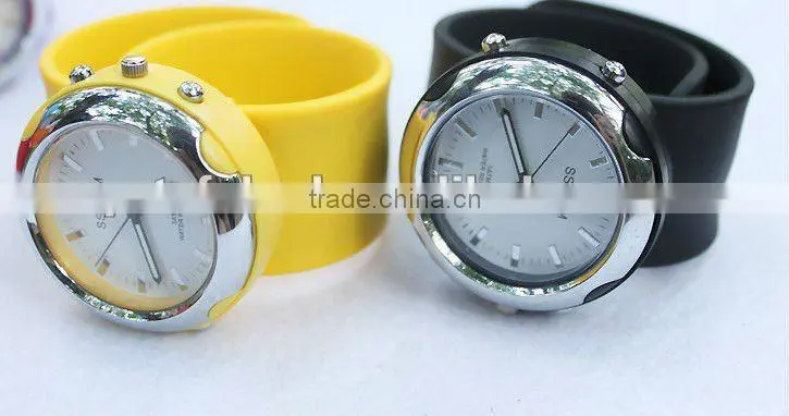 Digital watch, hot sale snap strap led watch, attractive silicon watch