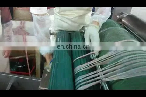 Cow pork intestine cleaning machine / sausage casing peeling machine / pork intestine sausage casing