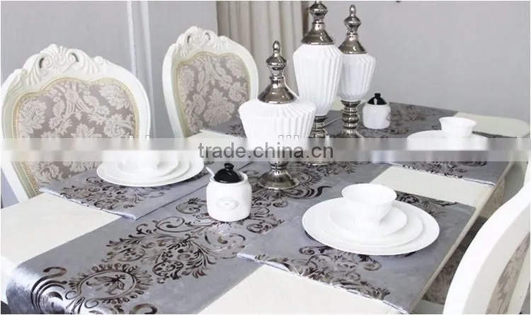 European customized size eastern mediterranean style Geometric polyester table runners