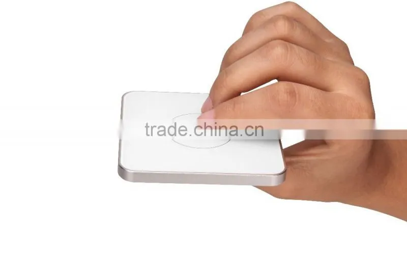 Manufacturer Wholesales QI Wireless Charger universal wireless charger
