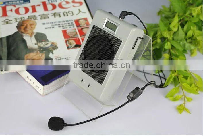 Megaphone with LED display (CE Certificate KM-666)