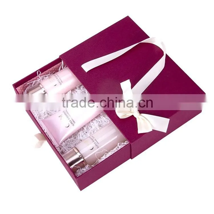 China supplier 2016 customized wholesale luxurious packaging cardboard paper gift boxes with bowknot