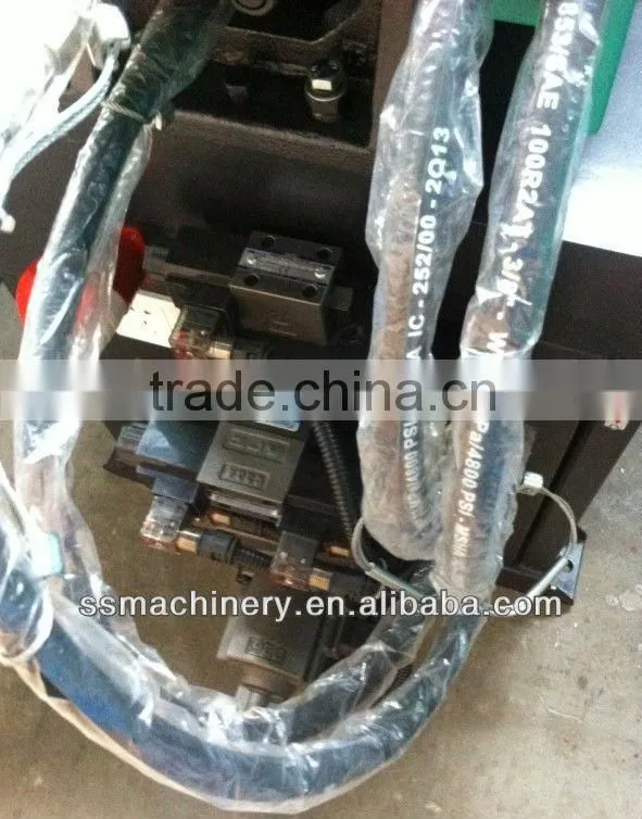 small 320KN injection moulding machine for exportation