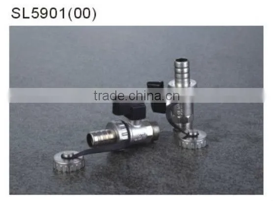 Boiler discharge tap with plug and rubber hose union