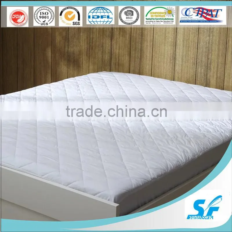 Waterproof polyester cotton Kroean mattress protector with skirt/ hospital mattress protector