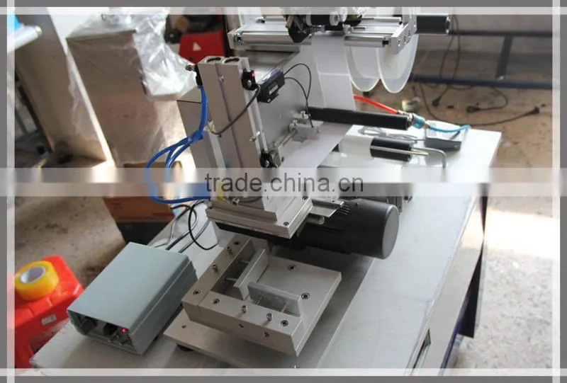 Flat Bottle Label Printing Machine,Semi Automatic Labeling Machine with Date Printer