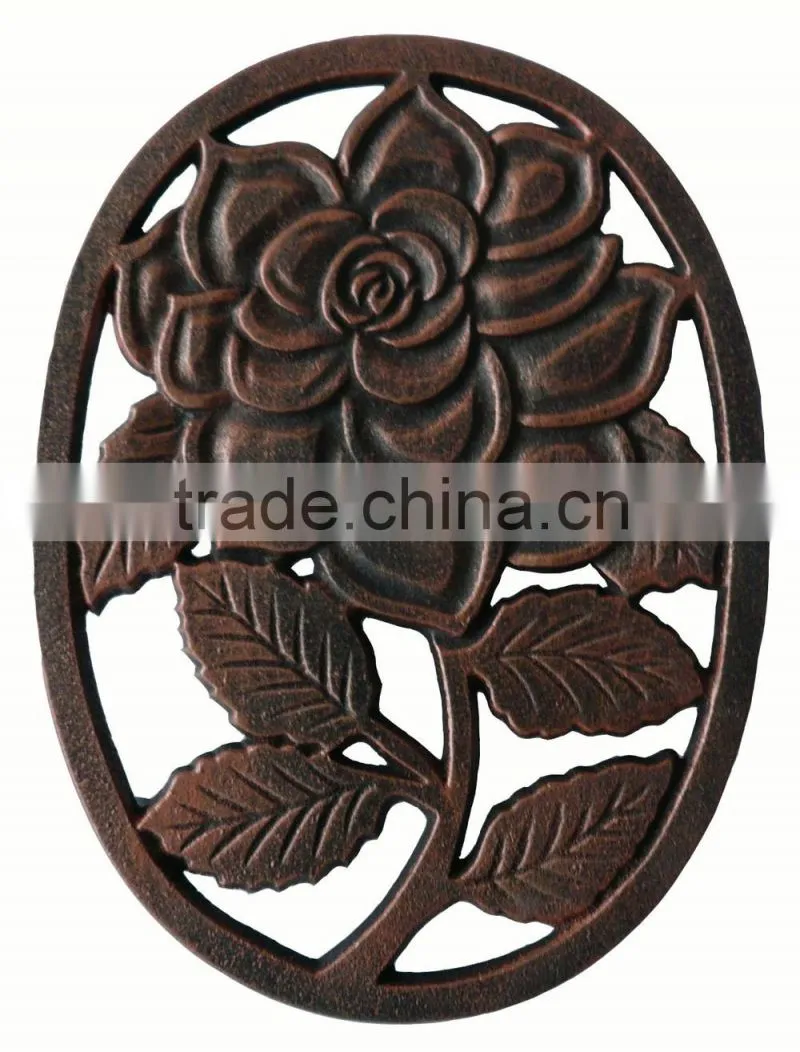 penoy shape antique cast iron trivets