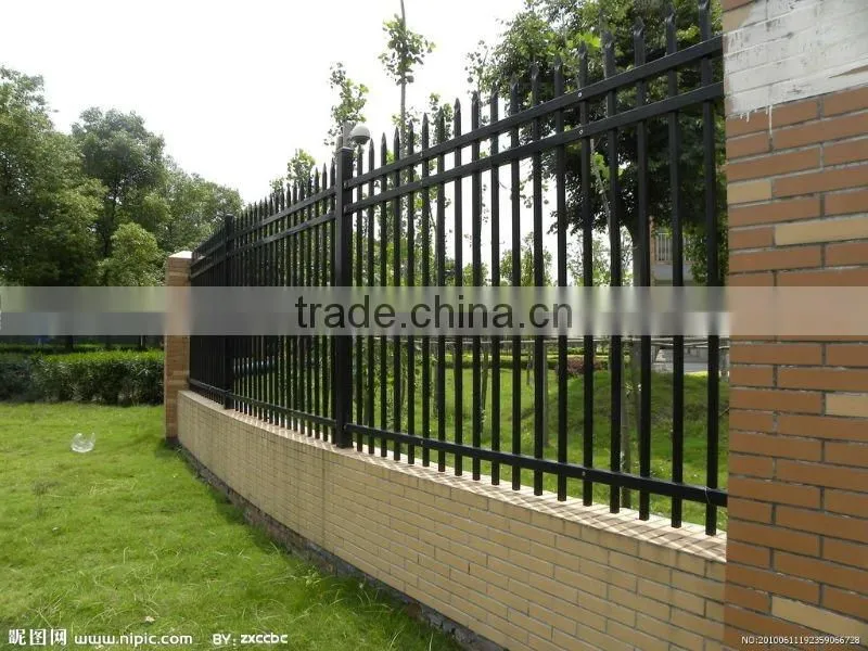 Metal Fence, Fences and Barriers (manufacturer)