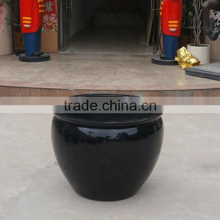 Modern garden vases