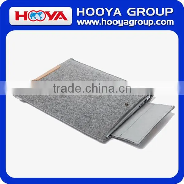 27*21.5*0.8cm Felt Fabric Tablet PC Bag