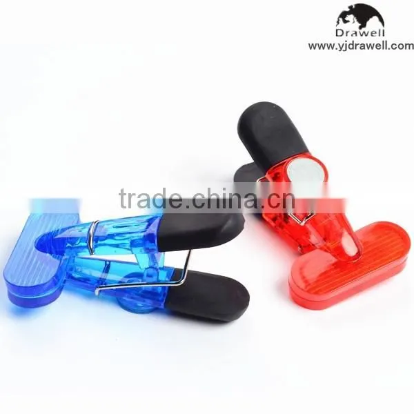 MC-8686 3 PC Plastic Power Clips
