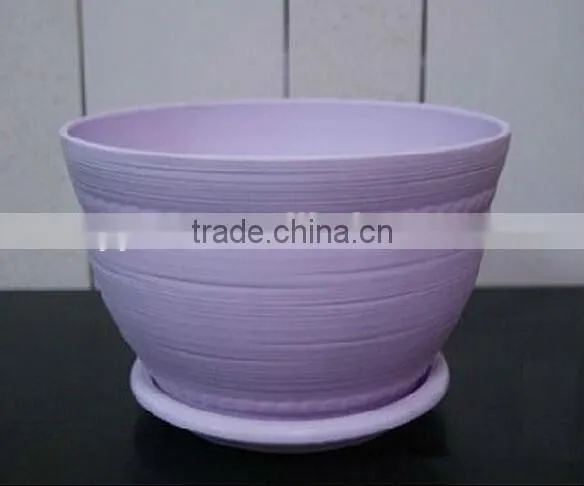 Plastic Flower Pot with Tray