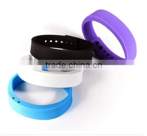 2015 New Smart Watch i7 Cyband Smartband Bluetooth 4.0 Smart Wristband Waterproof Fuelband Fitbit Flex