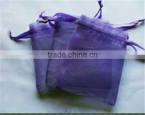 Organza Gift Bags With Golden Design (9cmx12cm)