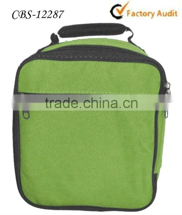 2015 Cooler bag with bottle holder