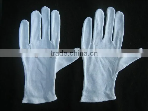 White color full light weight cotton glove