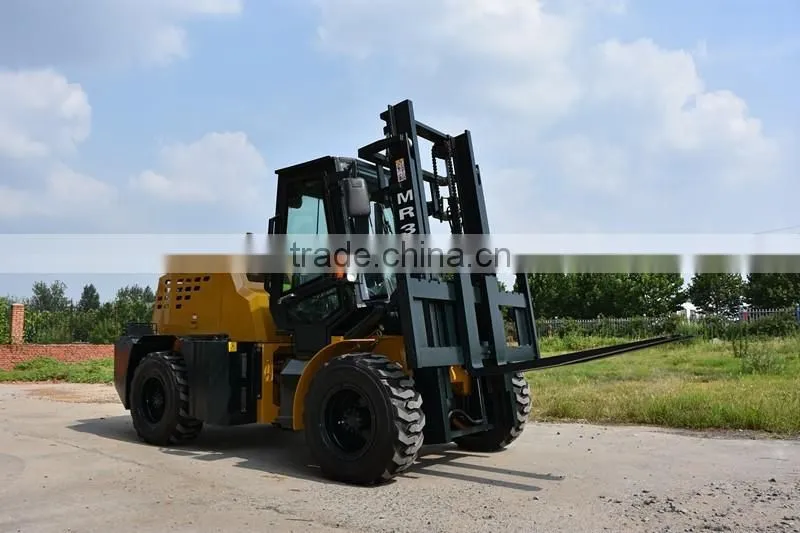 3m Lifting Height 4x4 Rough Terrain Forklift