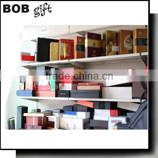 2015 hot sale custom logo printed black matt paper gift box