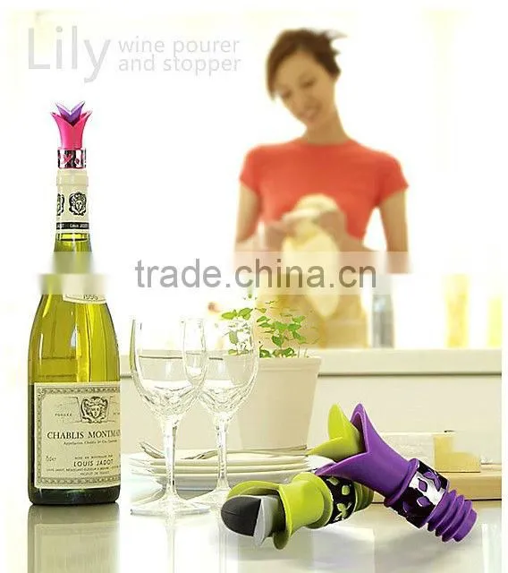 LFGB &FDA standard Silicone multi use in both Wine Stopper and pourer
