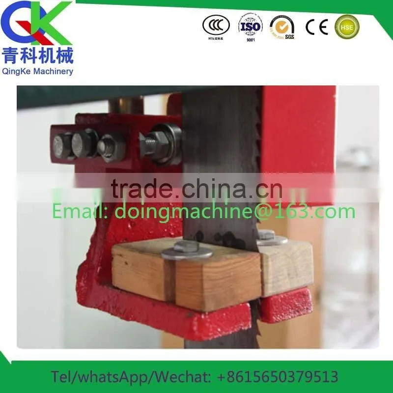 Semi-automatic woodworking sawing machine