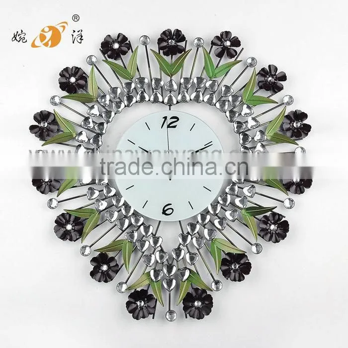 Manufacture Beautiful Heart-shaped Wrought Iron Wall Clock