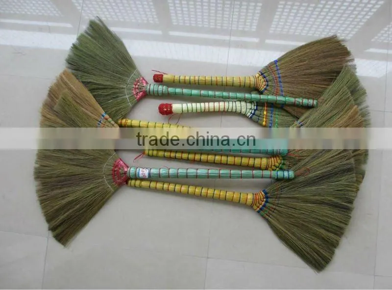 Korea new design natural silvergrass wooden handle broom