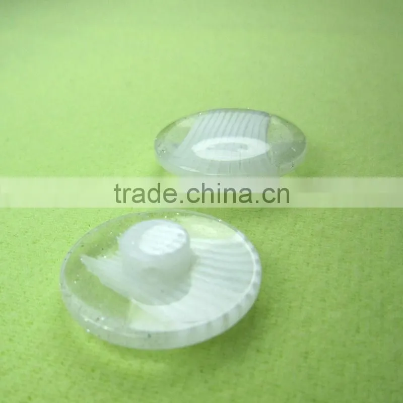 womens shirt buttons decorate