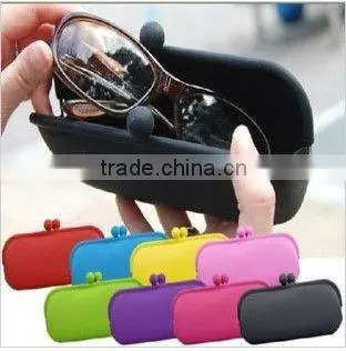 Funny personalized cosmetic bag,mirror clutch bag ,Silicone Cosmetic Bag with Mirror